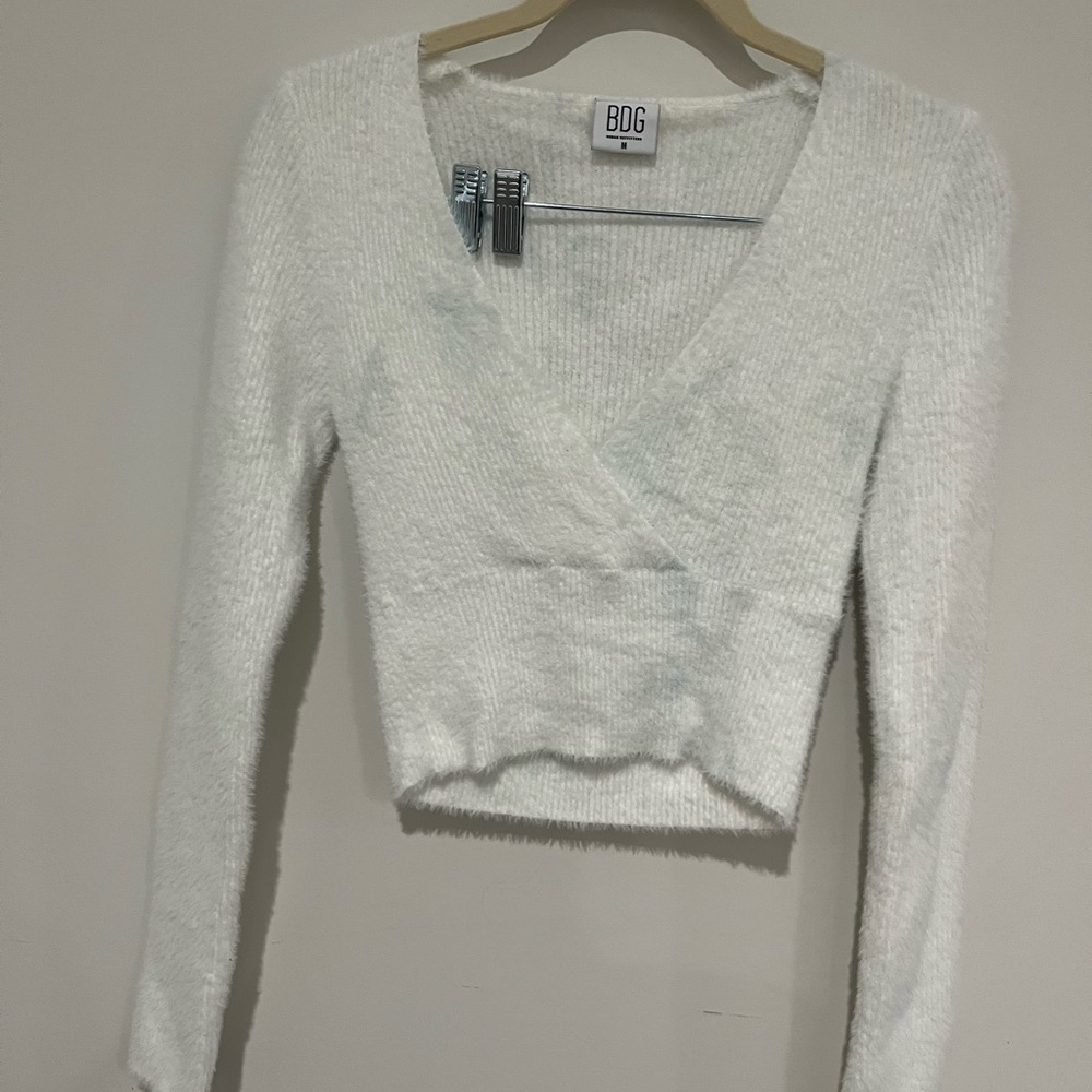brand new bdg urban outfitters sweater